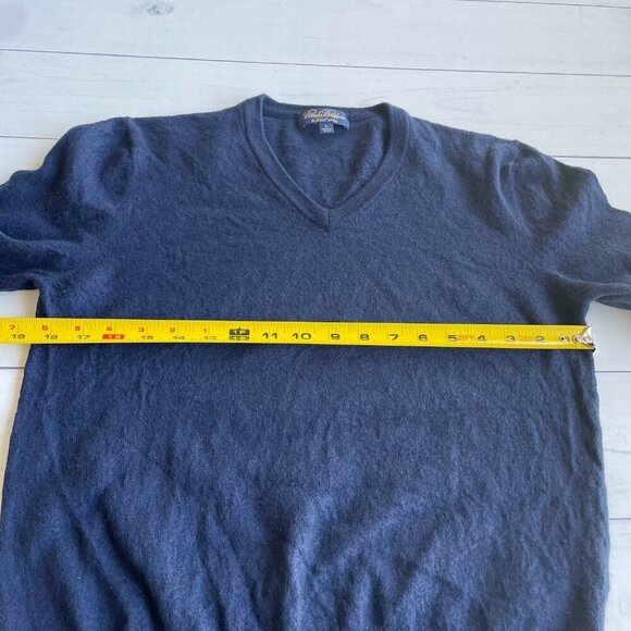 Brooks Brothers Men's 100% Saxxon Wool V-Neck Sweater, Navy Blue - Size Large - Picture 9 of 12